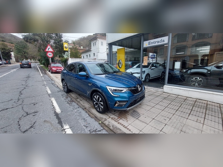 Renault Arkana 1.6 145CV HYB foto 11